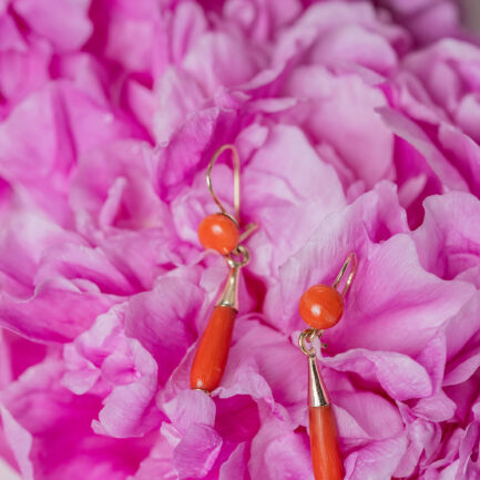 PENDIENTES DE CORAL Y ORO AMARILLLO