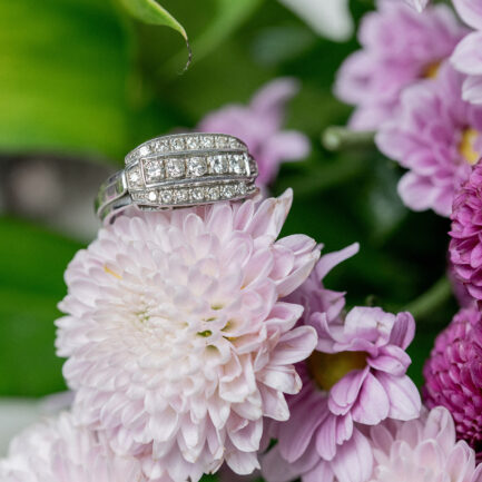 ANILLO VINTAGE DE ORO BLANCO CON DIAMANTES