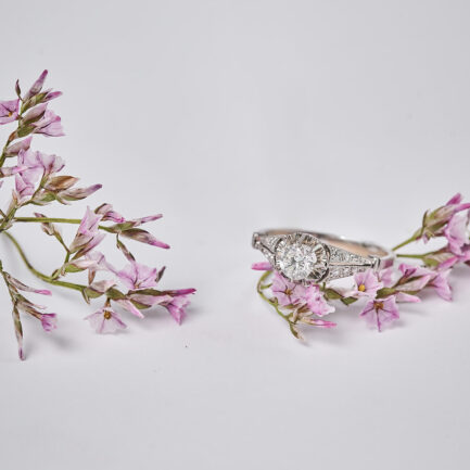 SOLITARIO ANTIGUO DE PLATINO Y DIAMANTES