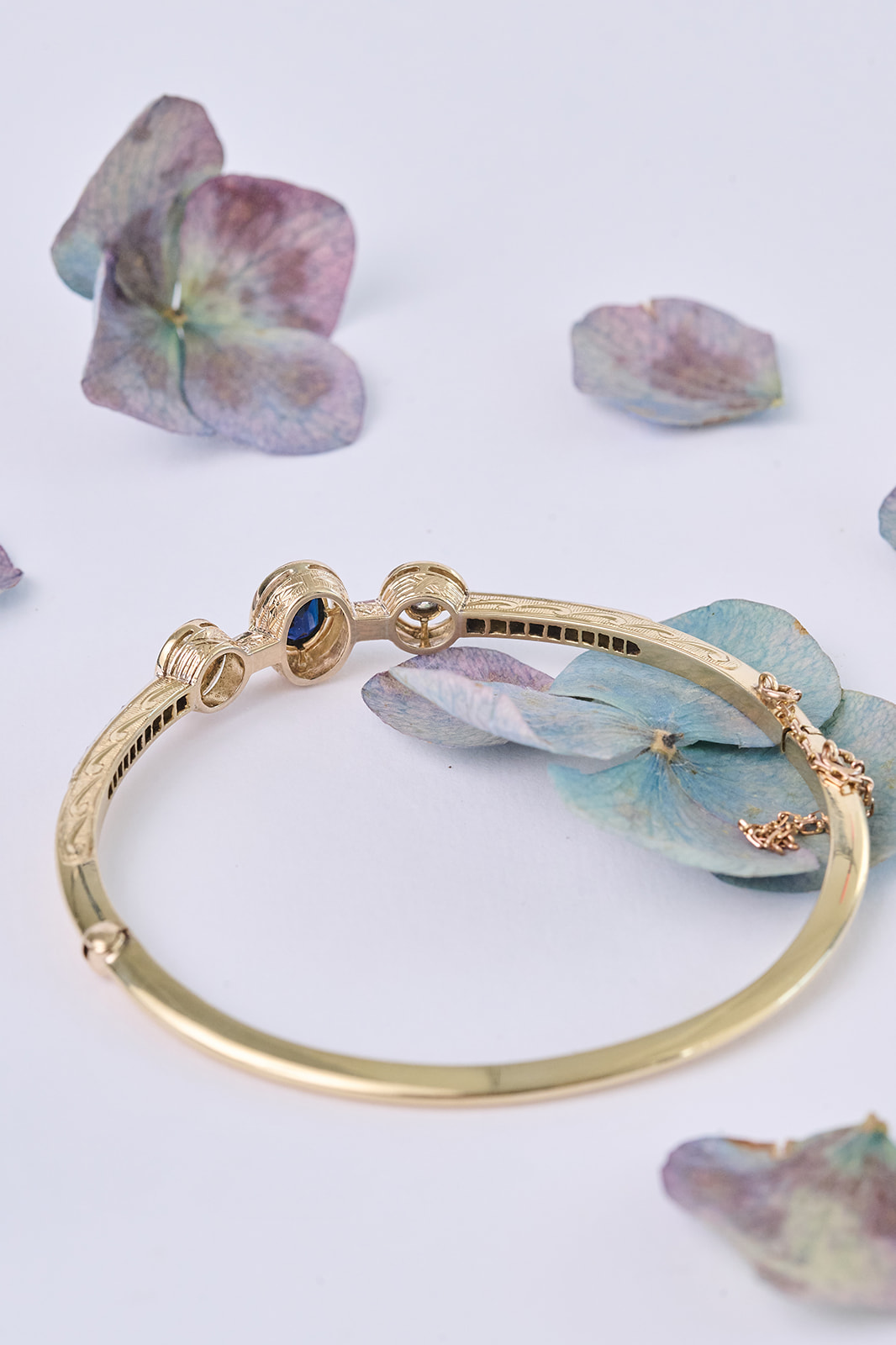 SELE GO ANTIQUES OCTUBRE