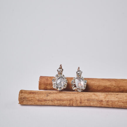 DORMILONAS ANTIGUAS CON DIAMANTES, DE ORO ROSA Y VISTAS DE PLATINO